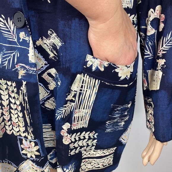 Emily Adams vintage artsy single button closure blazer, size M. - Picture 3 of 9